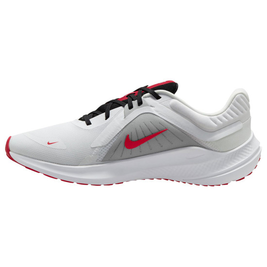 Nike Quest 5